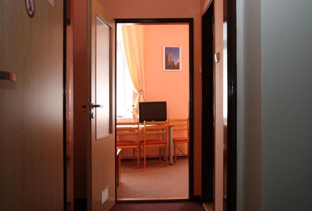 Penzion Česká Koruna Čáslav Habitación foto